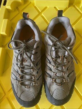 Merrell Performance Footwear Men's Gray Hiking Boots. Good Condition. Size 12.